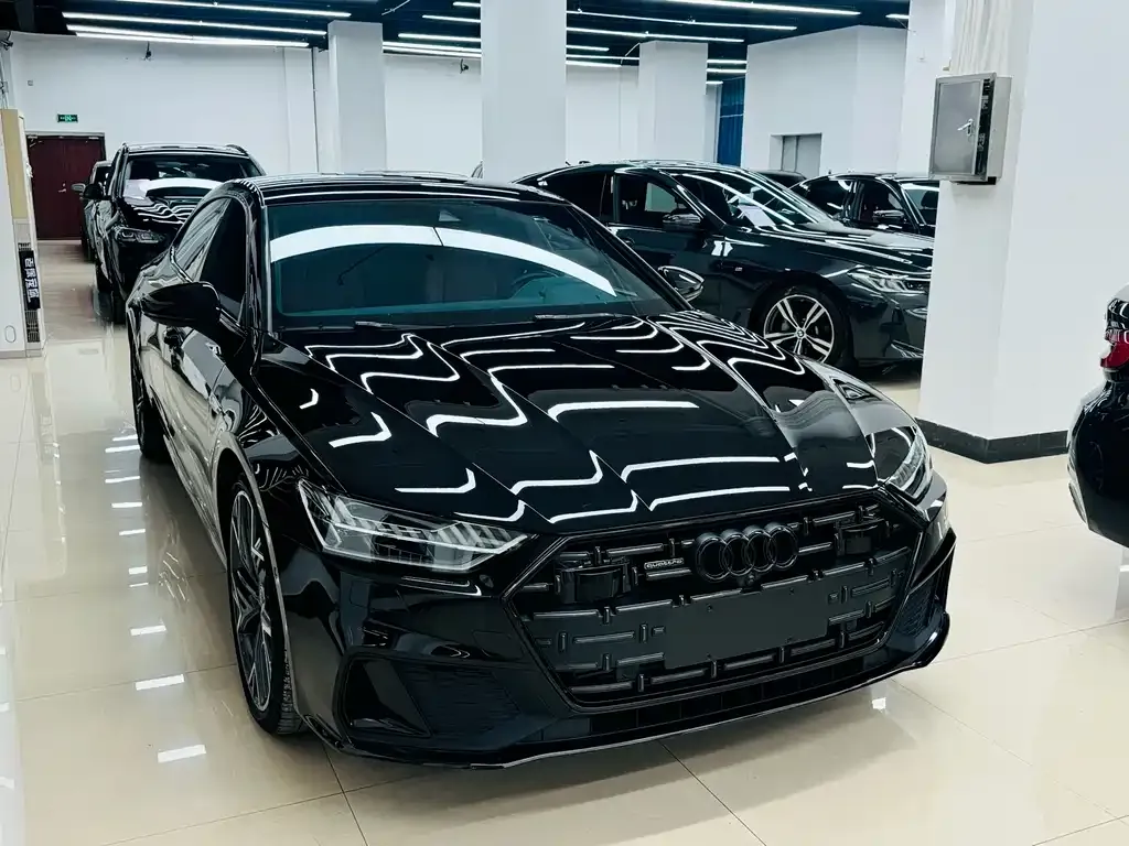 Audi A7L 2024 из CN, фото 3