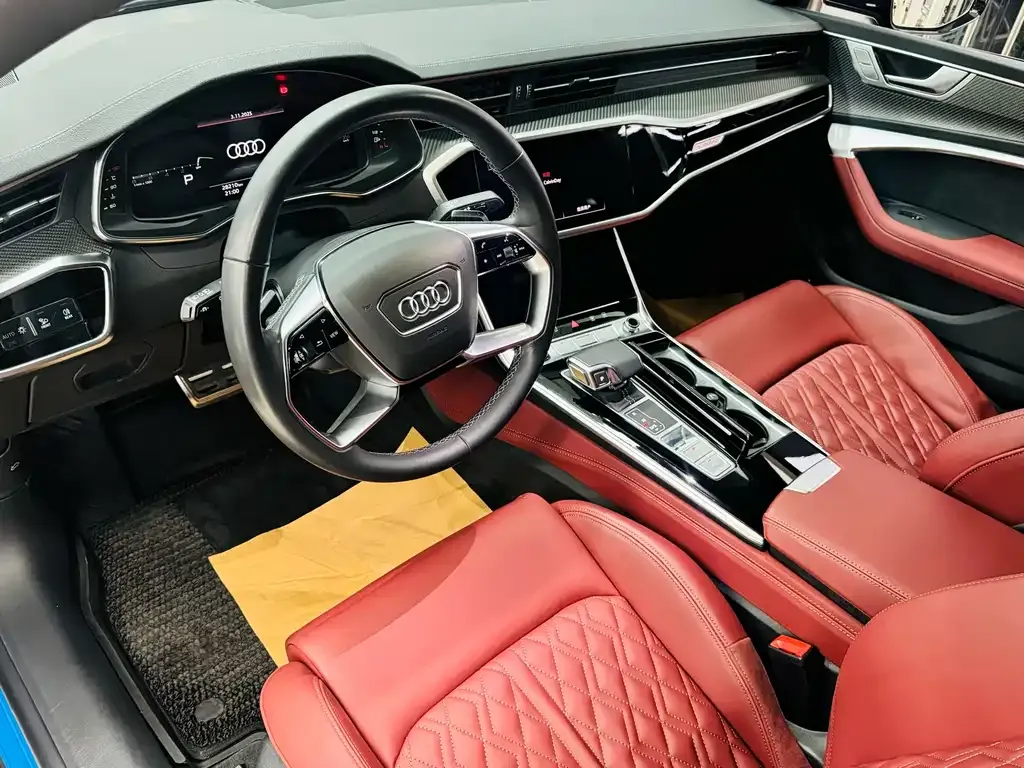 Audi A7L 2024 из CN, фото 4