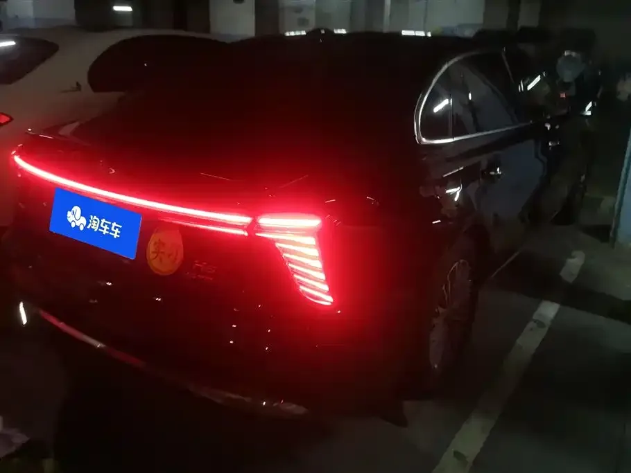 Hongqi H5 — фото 3