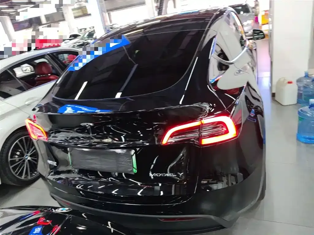 Tesla Model Y 2023 из CN, фото 6