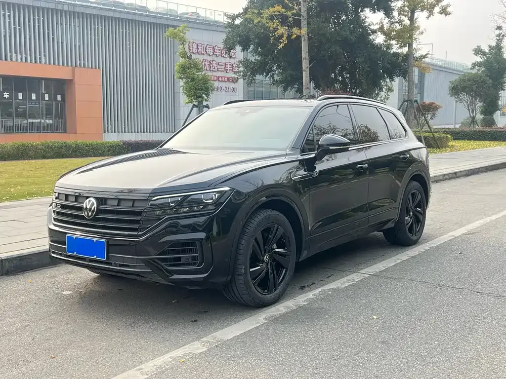 Volkswagen Touareg 2023 из CN, фото 1