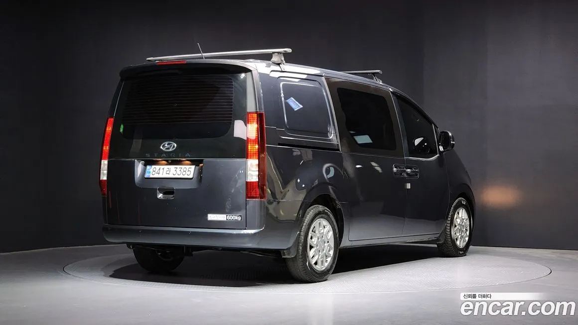 Hyundai Staria 2023 из KR, фото 2