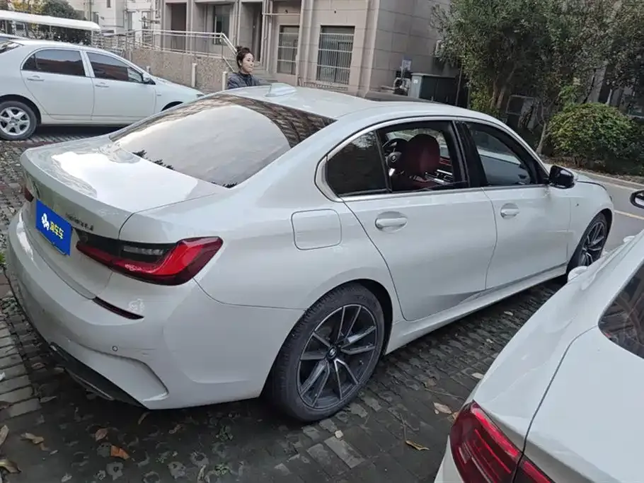 BMW 3 Series 2021 из CN, фото 3