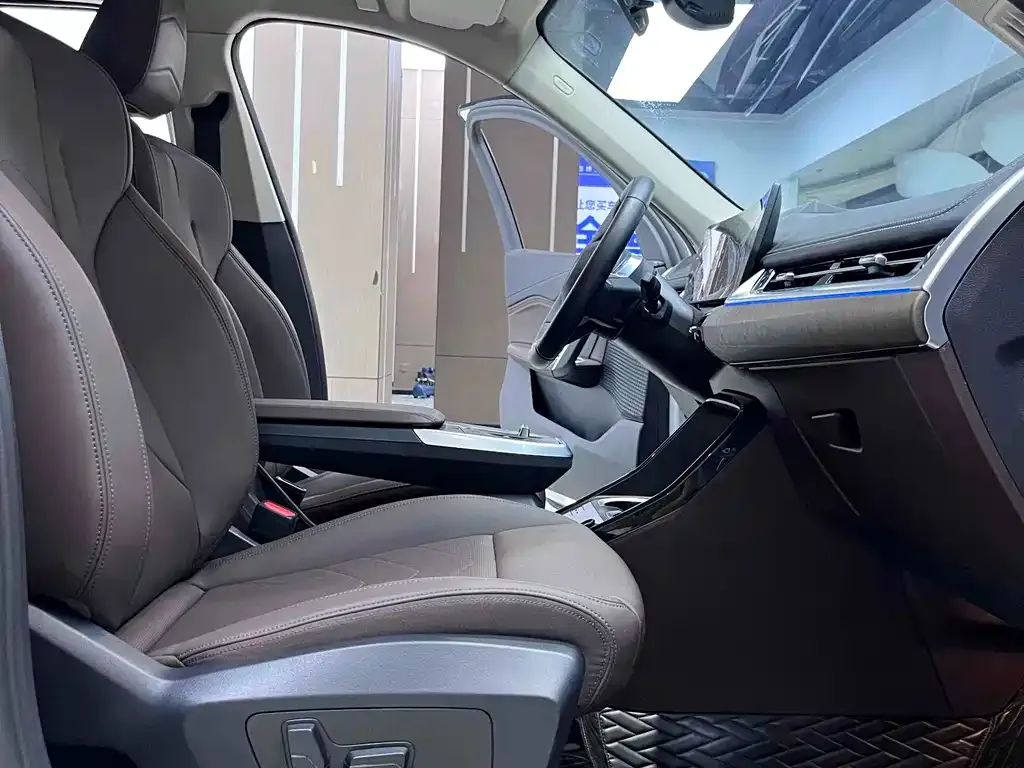 BMW X1 2023 из CN, фото 8