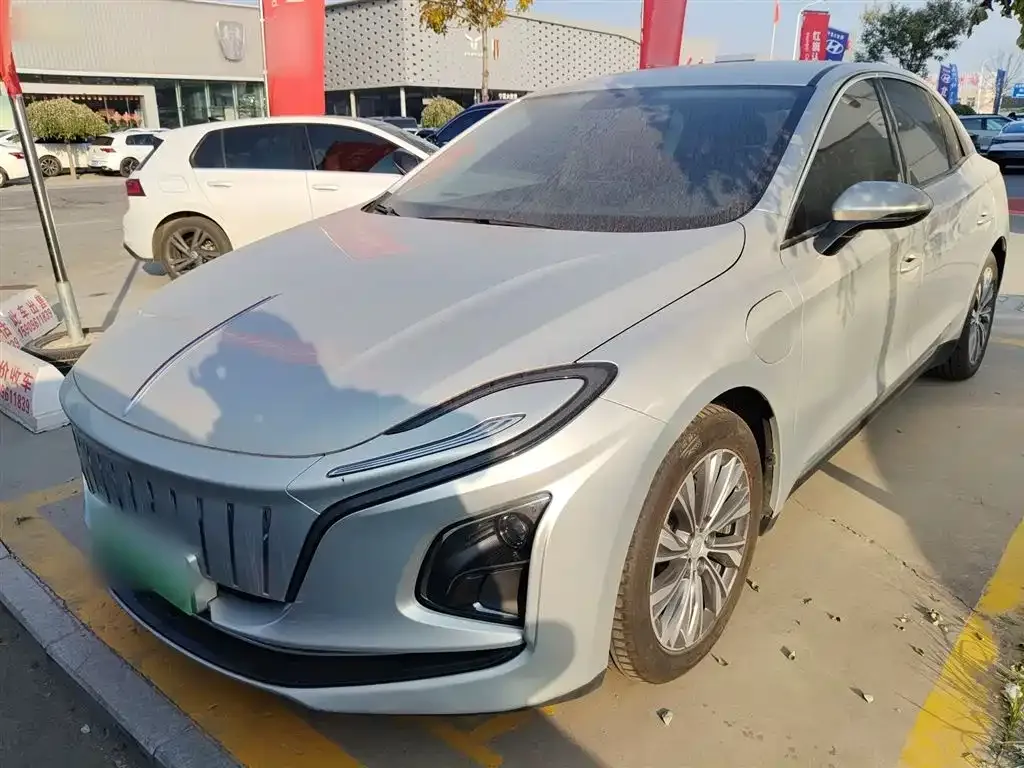 Hongqi E-QM5 2022 из CN, фото 1