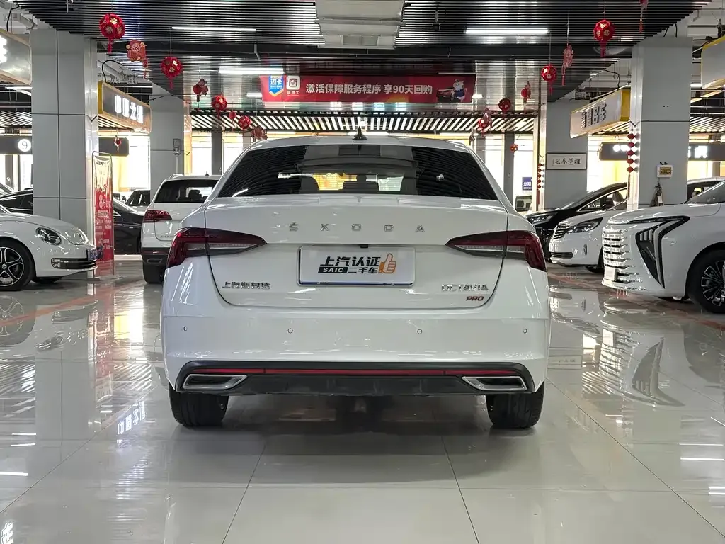 Skoda Octavia — фото 3
