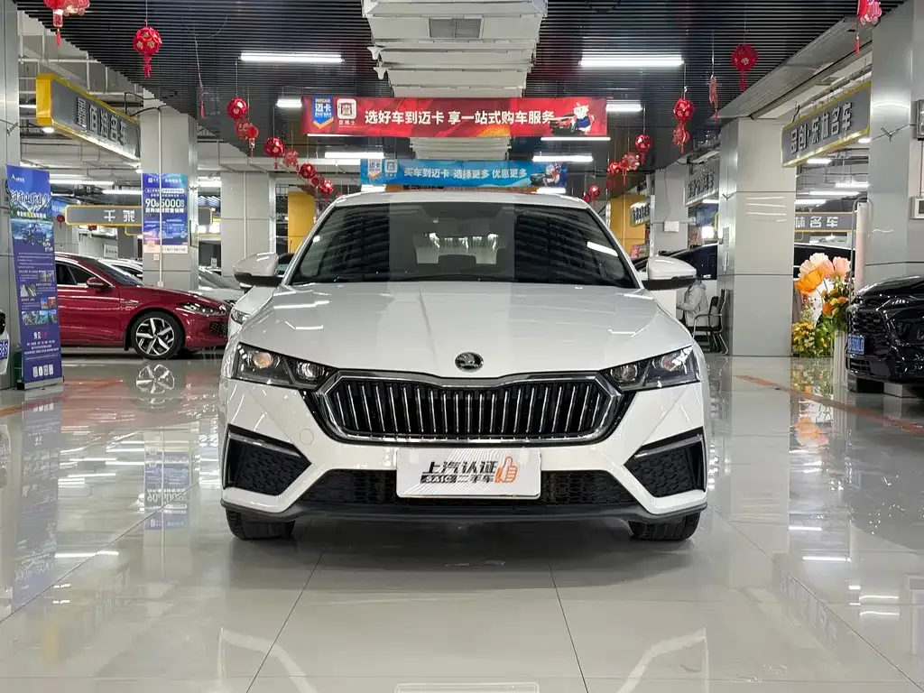 Skoda Octavia — фото 4