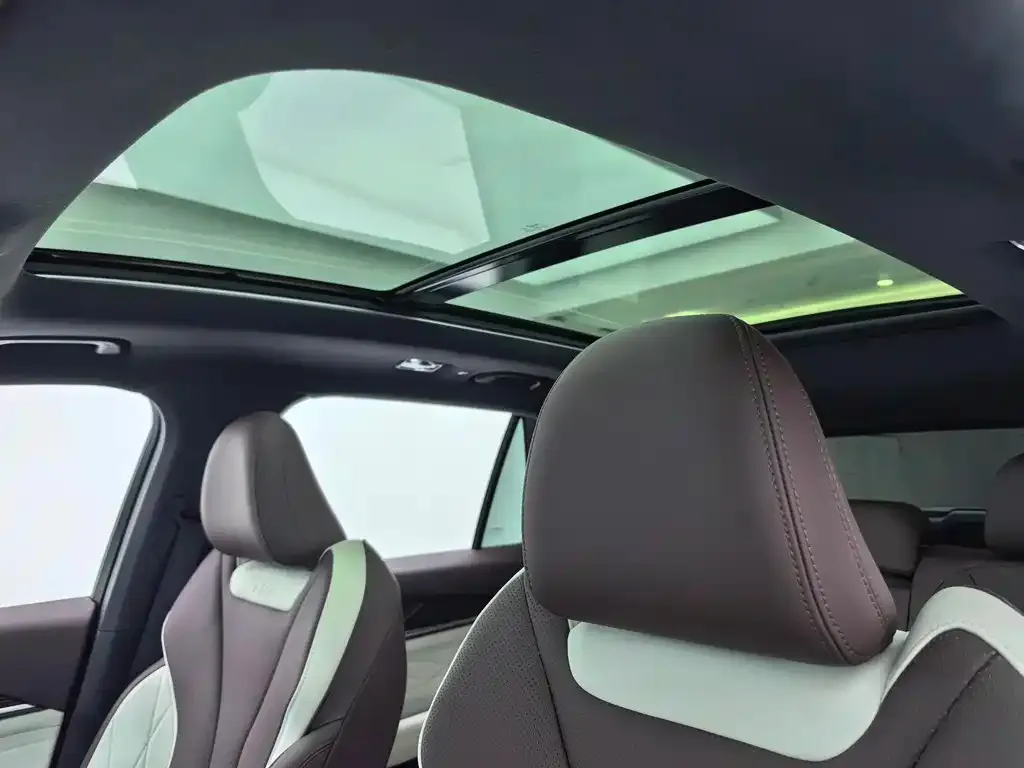 Geely Xingyue L 2024 из CN, фото 6