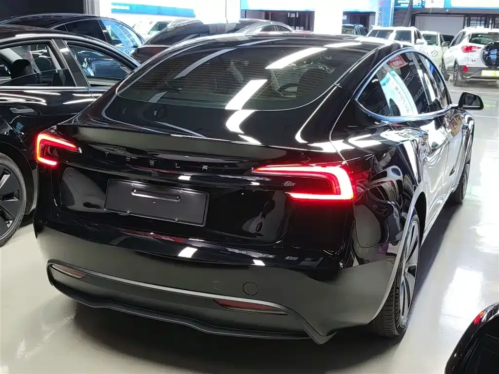Tesla Model 3 2023 из CN, фото 7