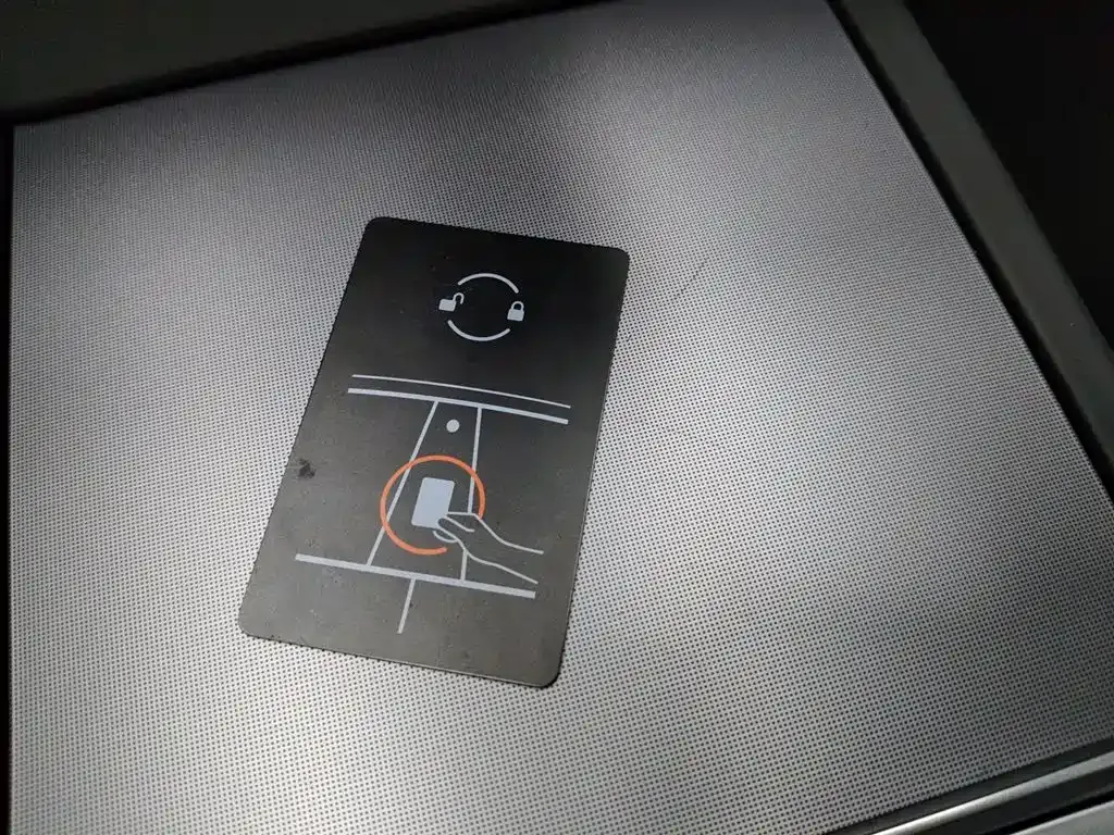 Tesla Model 3 2023 из CN, фото 9