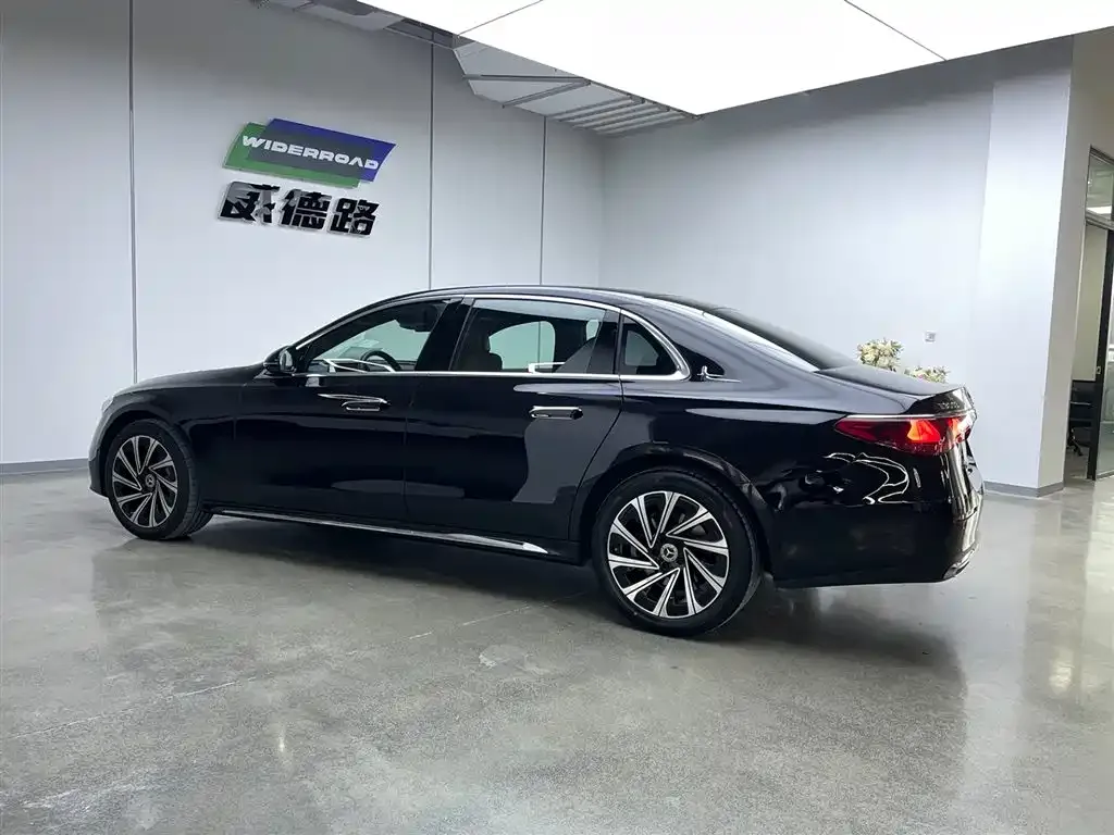 Mercedes-Benz E-Class 2024 из CN, фото 6