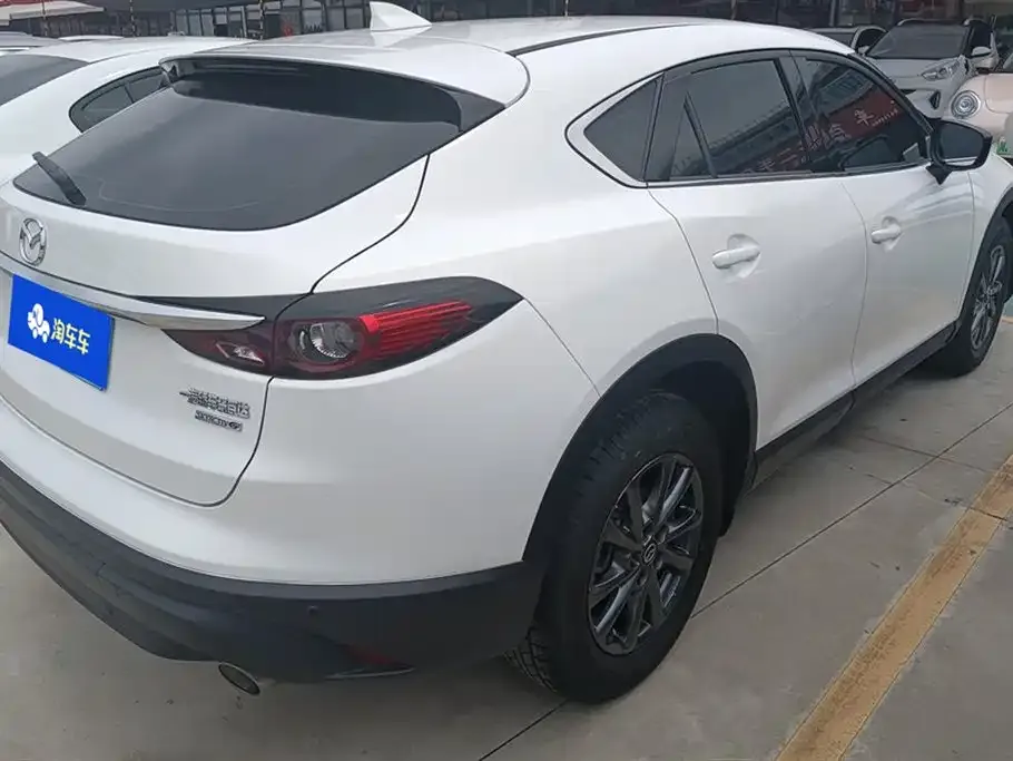 Mazda CX-4 2023 из CN, фото 3