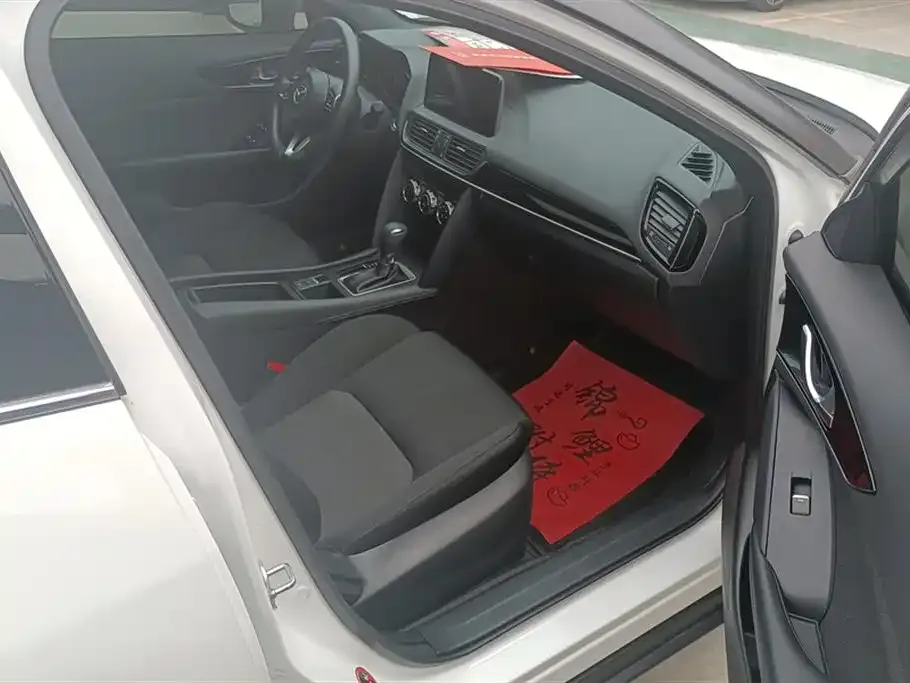 Mazda CX-4 2023 из CN, фото 8