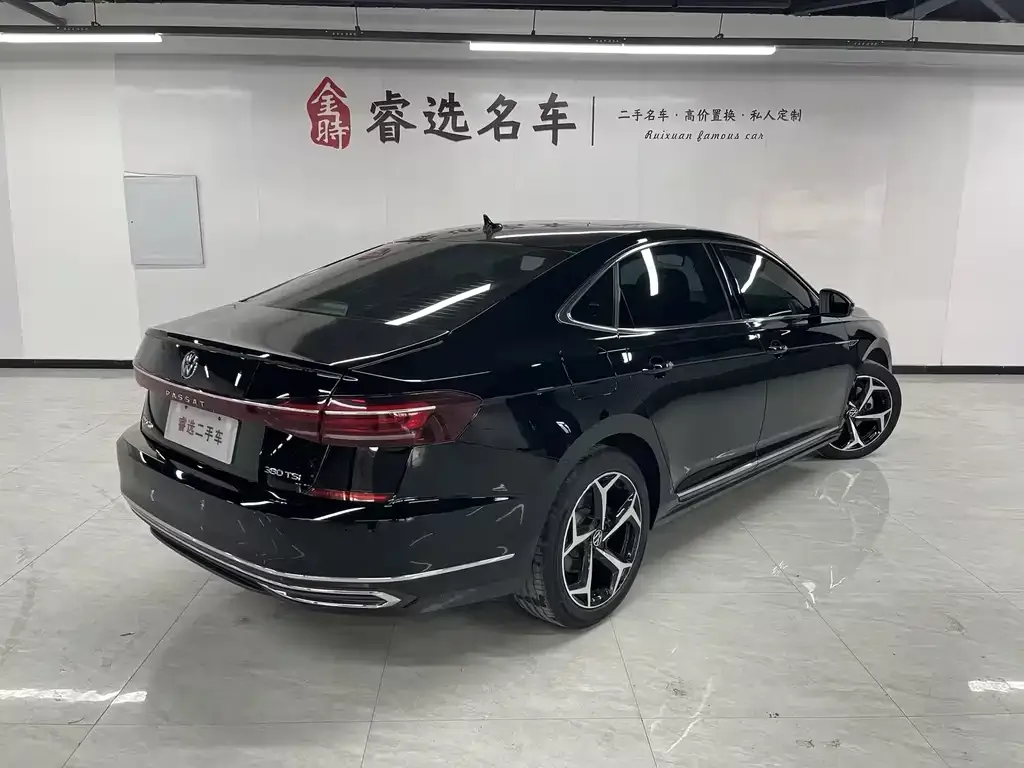 Volkswagen Passat — фото 5