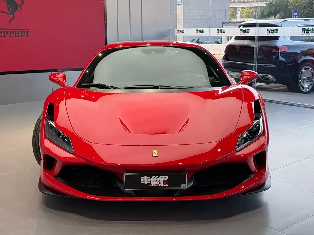 Ferrari F8 — фото 1