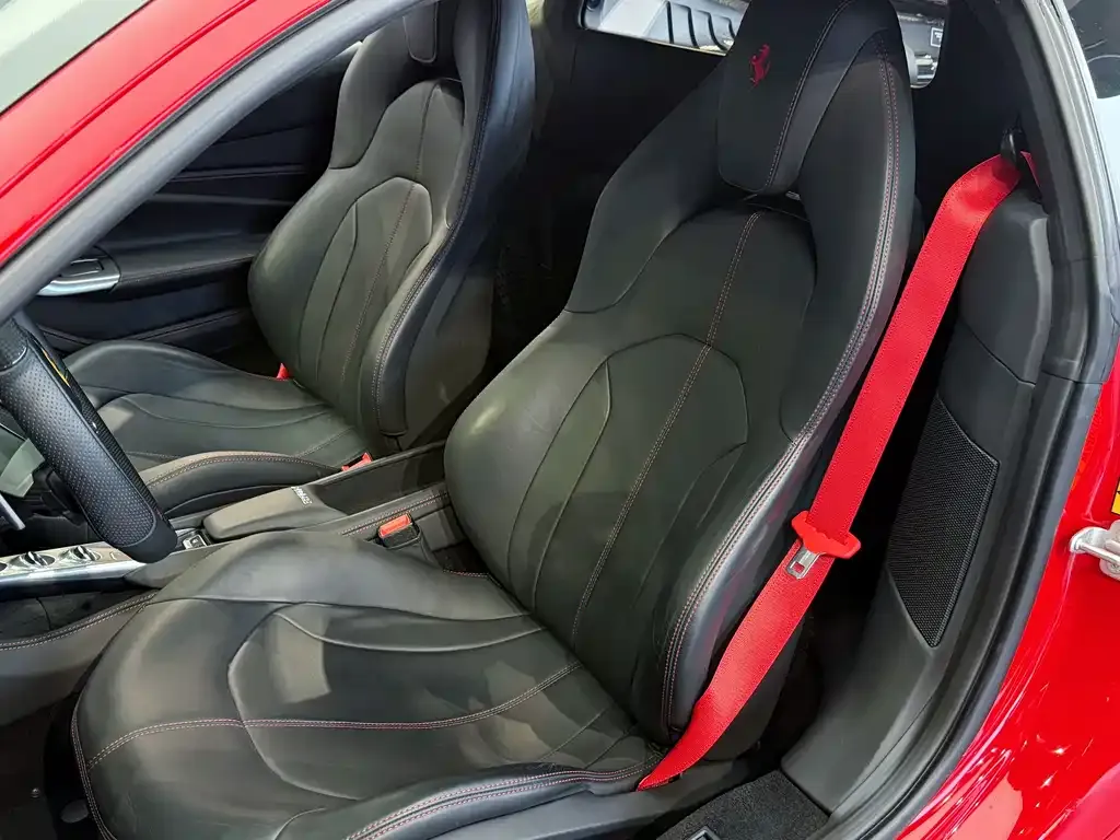 Ferrari F8 — фото 2