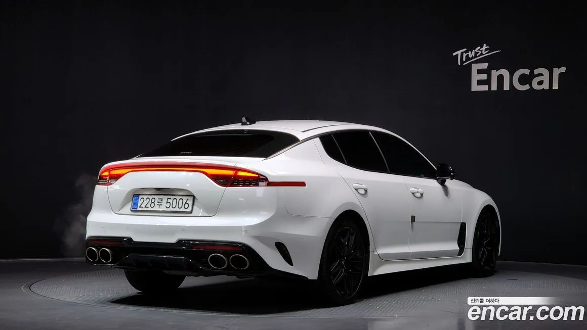 Kia Stinger 2022 из KR, фото 2