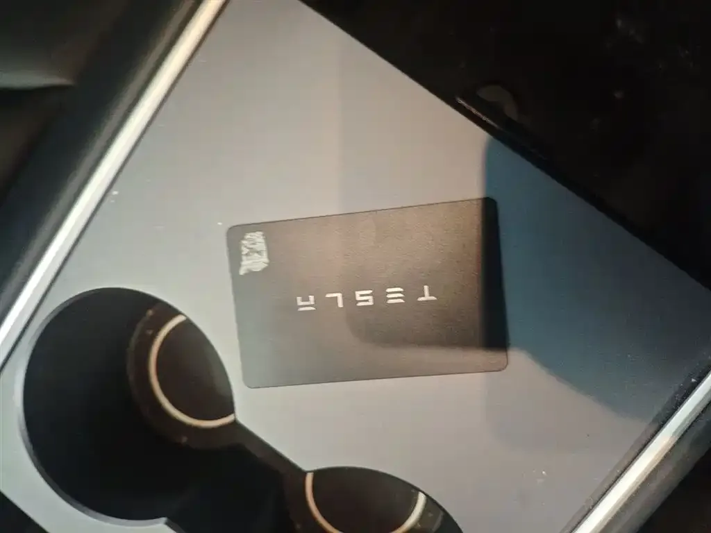 Tesla Model Y 2023 из CN, фото 9