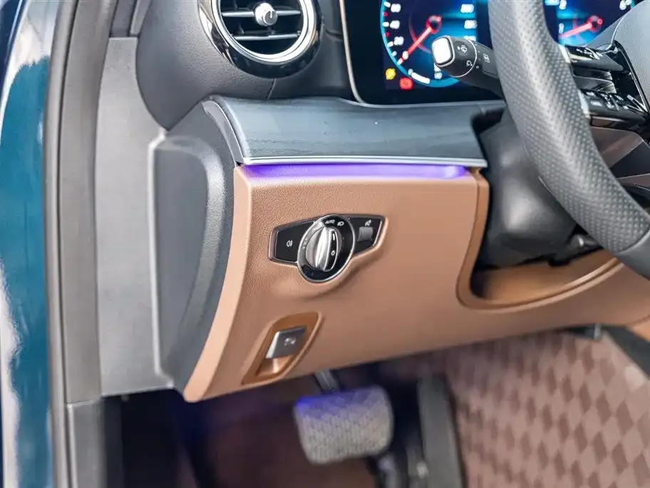 Mercedes-Benz E-Class 2023 из CN, фото 9