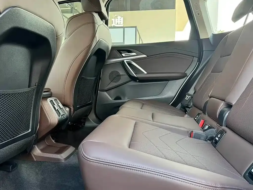 BMW X1 2025 из CN, фото 10