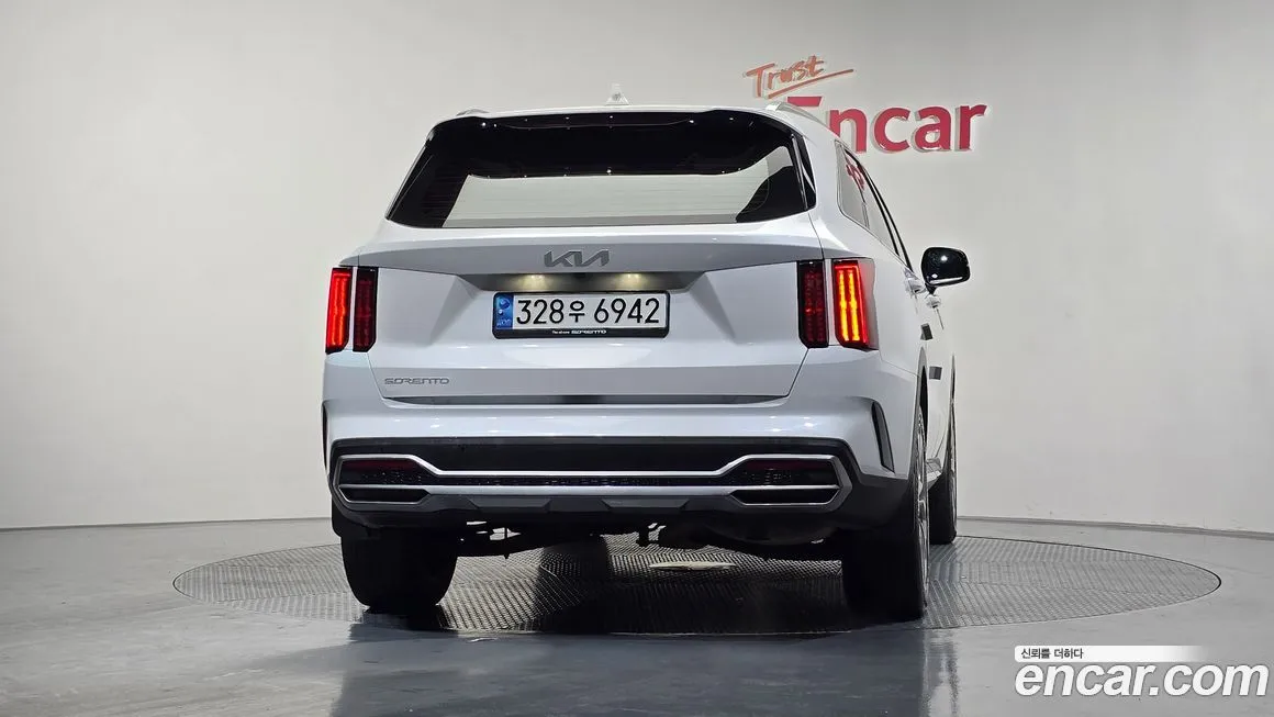 Kia Sorento — фото 4