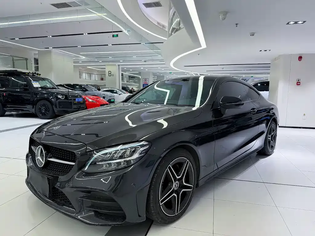 Mercedes-Benz C-Class (Import) — фото 1