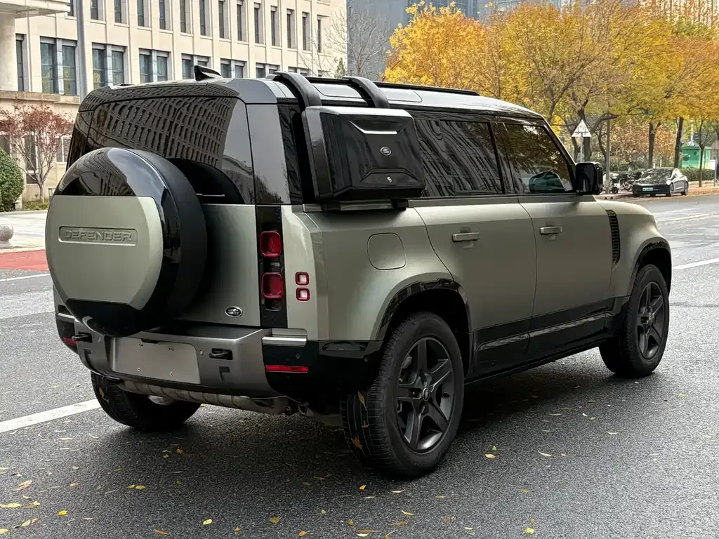 Land Rover Defender — фото 4