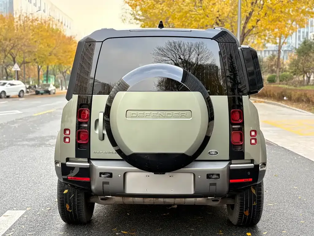 Land Rover Defender — фото 5