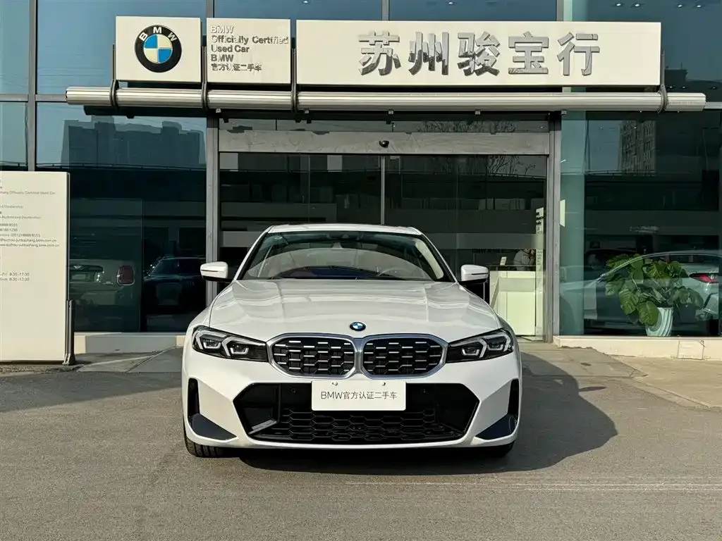 BMW 3 Series 2024 из CN, фото 2