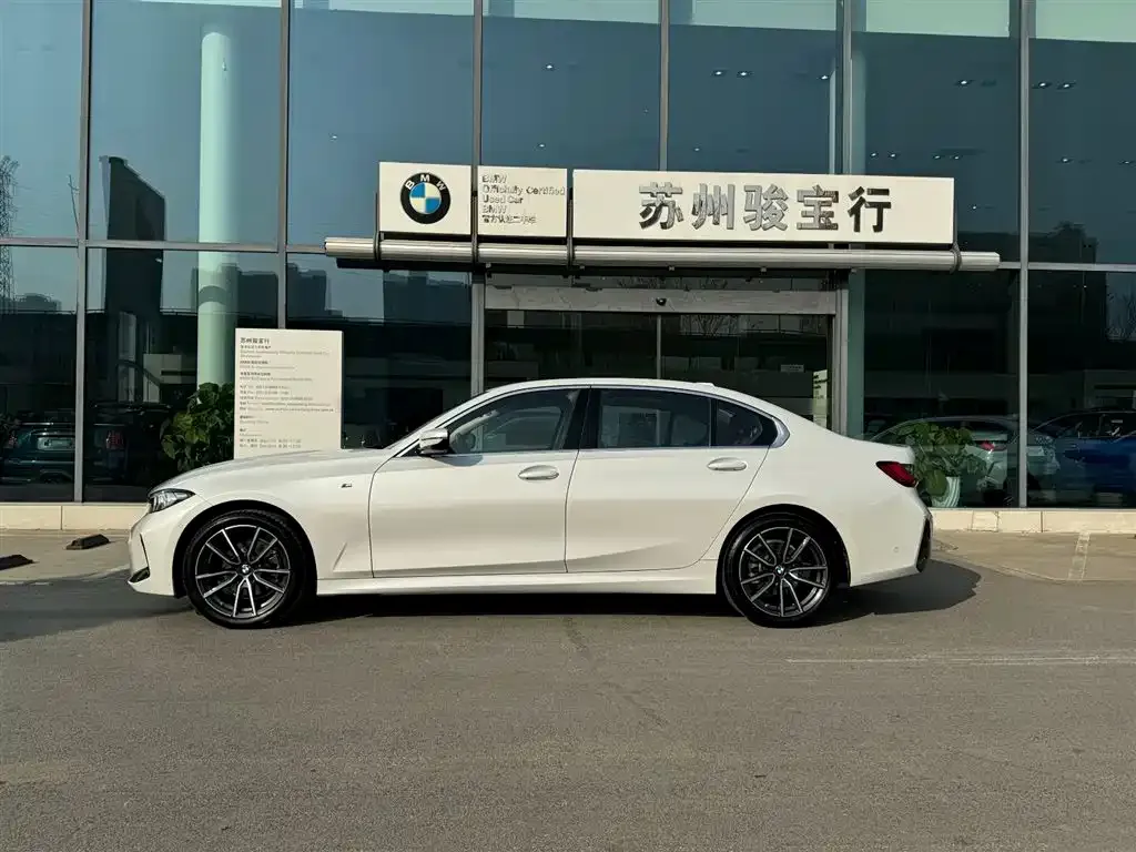 BMW 3 Series 2024 из CN, фото 4