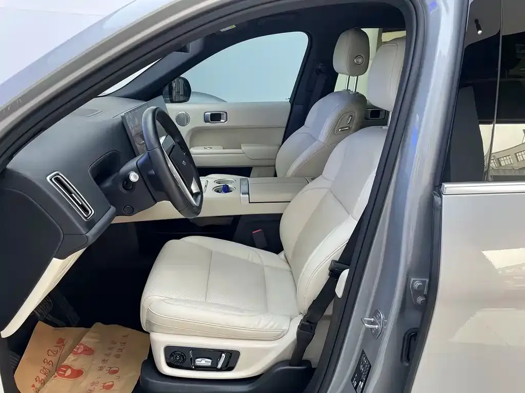 Li Auto L8 2024 из CN, фото 7
