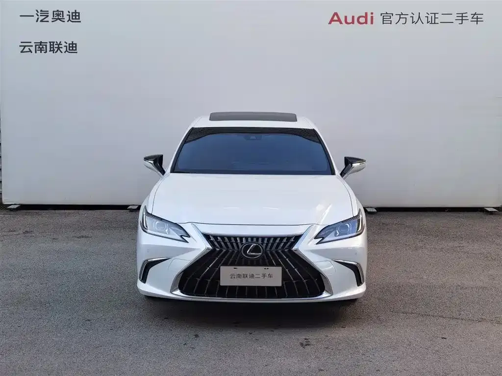 Lexus ES 2023 из CN, фото 2