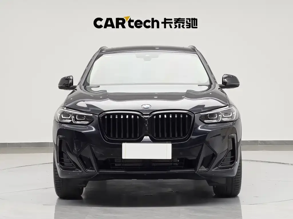 BMW X3 2024 из CN, фото 2