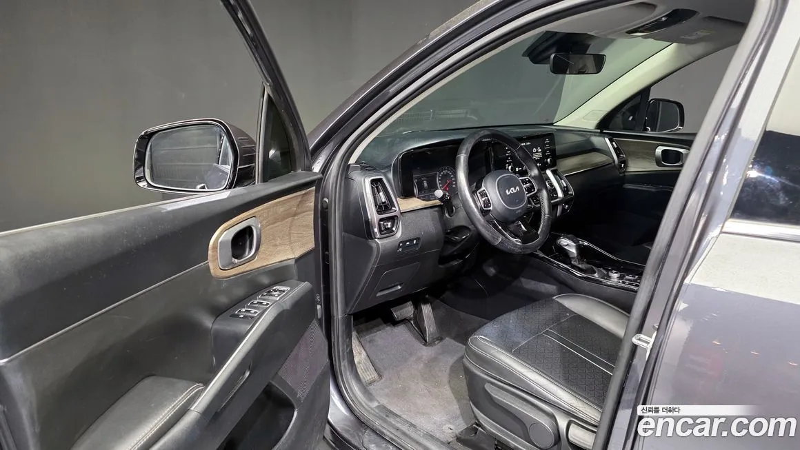 Kia Sorento — фото 10