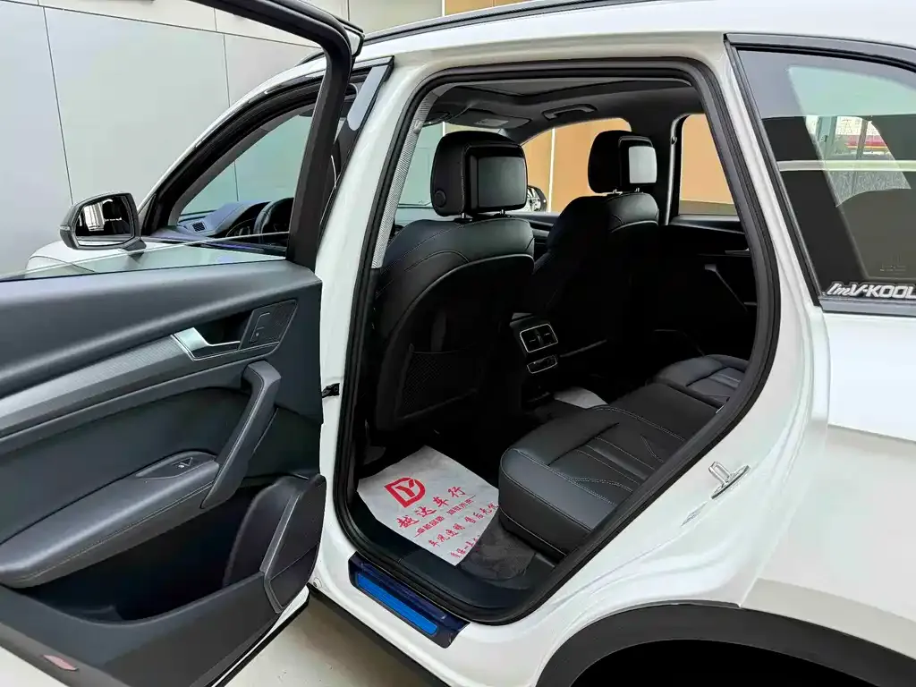 Audi Q5L 2022 из CN, фото 10