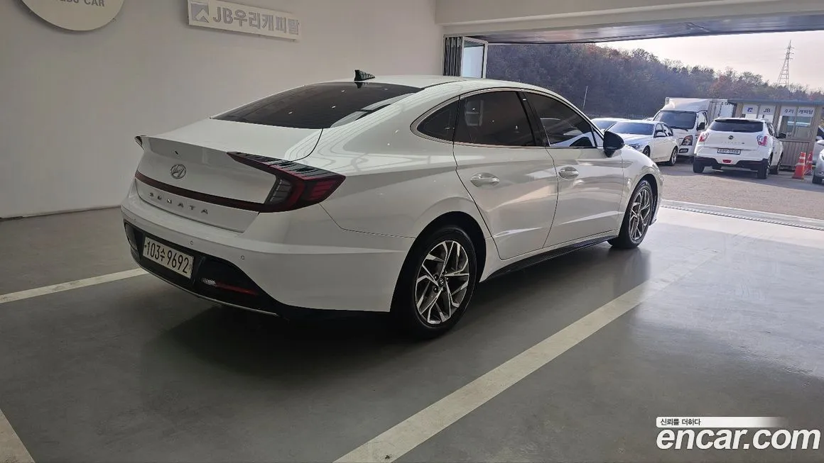 Hyundai Sonata — фото 4