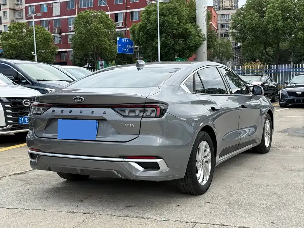 Ford Mondeo 2023 из CN, фото 4