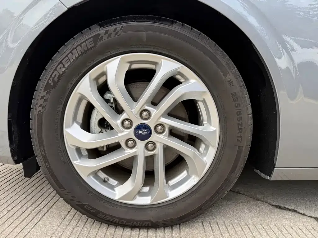 Ford Mondeo 2023 из CN, фото 8