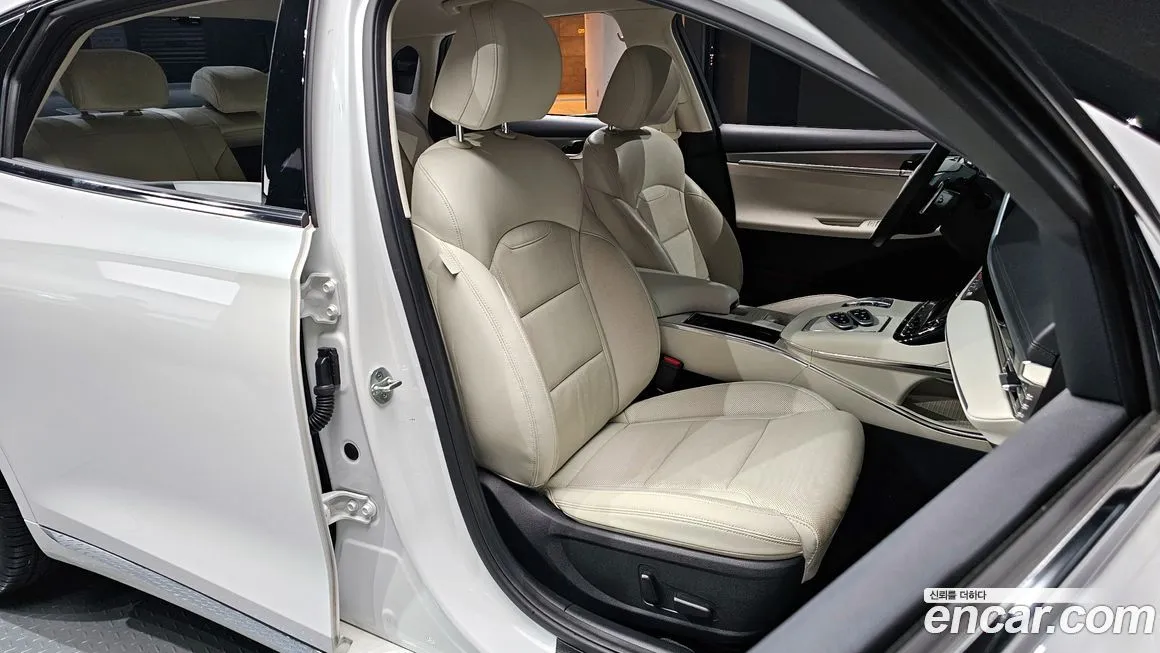 Hyundai Grandeur — фото 10