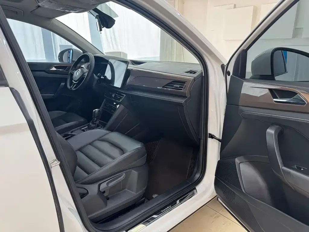 Volkswagen Tharu 2021 из CN, фото 10