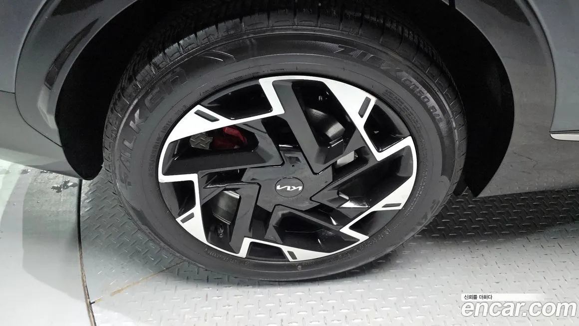 Kia Sportage — фото 5