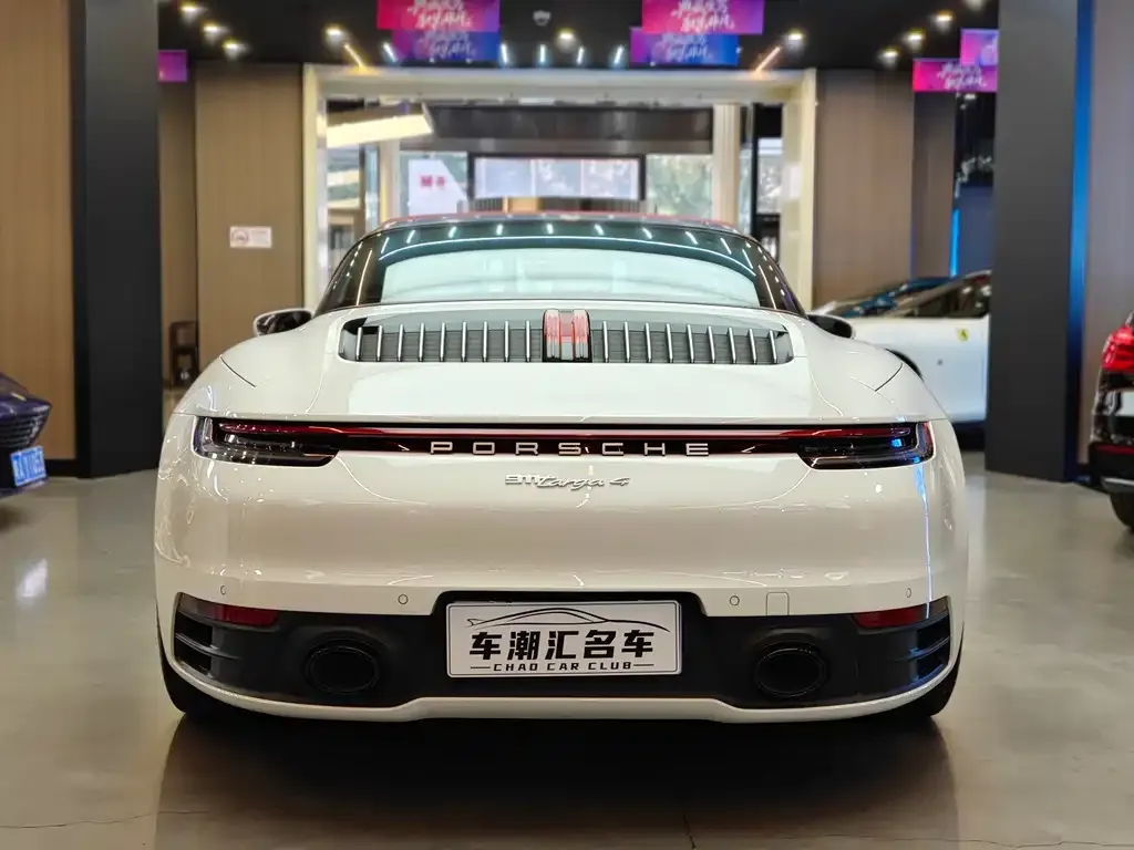 Porsche 911 2023 из CN, фото 8