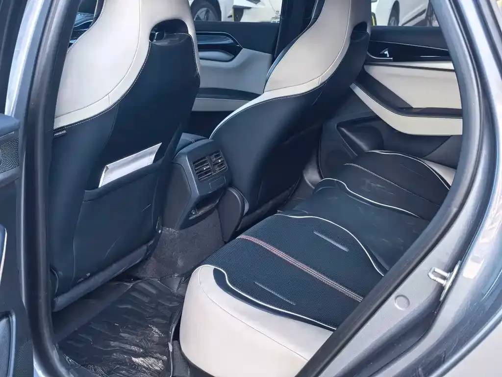BYD Qin PLUS 2023 из CN, фото 5