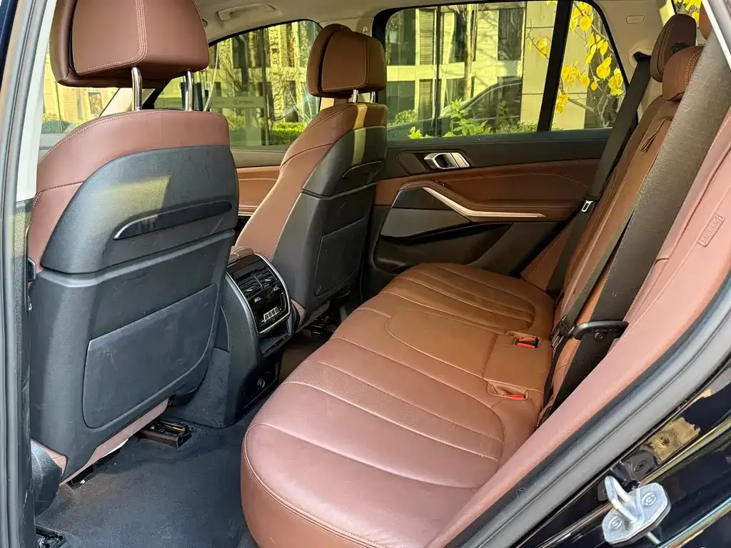 BMW X5 (Import) — фото 6