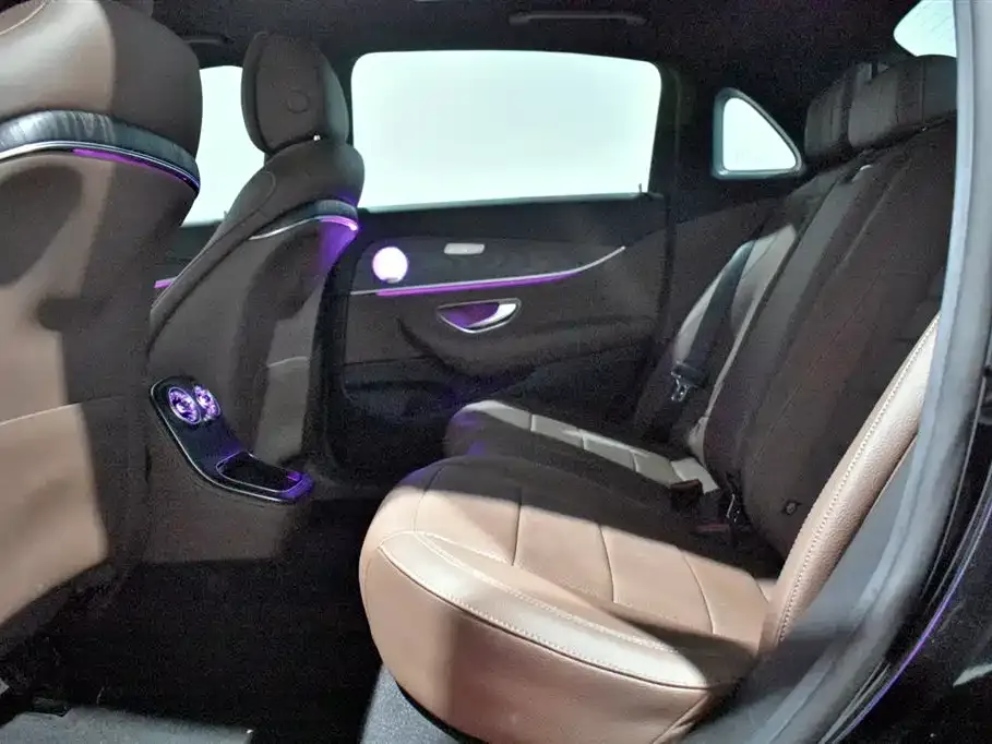 Mercedes-Benz E-Class 2022 из CN, фото 9