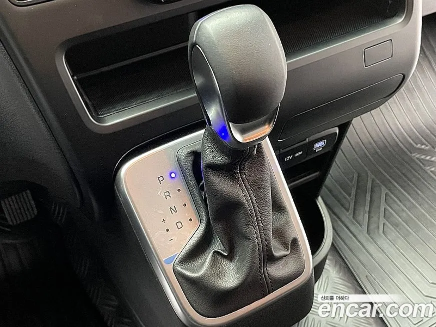 Hyundai Staria 2025 из KR, фото 9