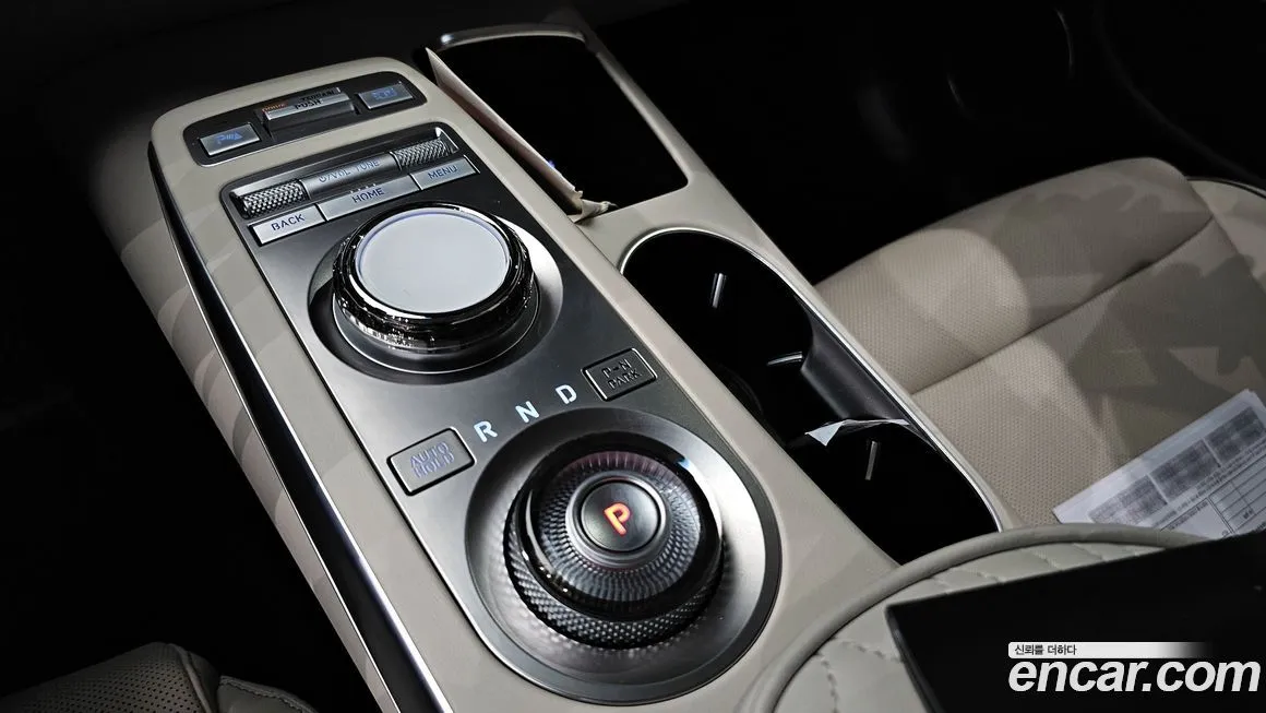 Genesis GV70 — фото 9