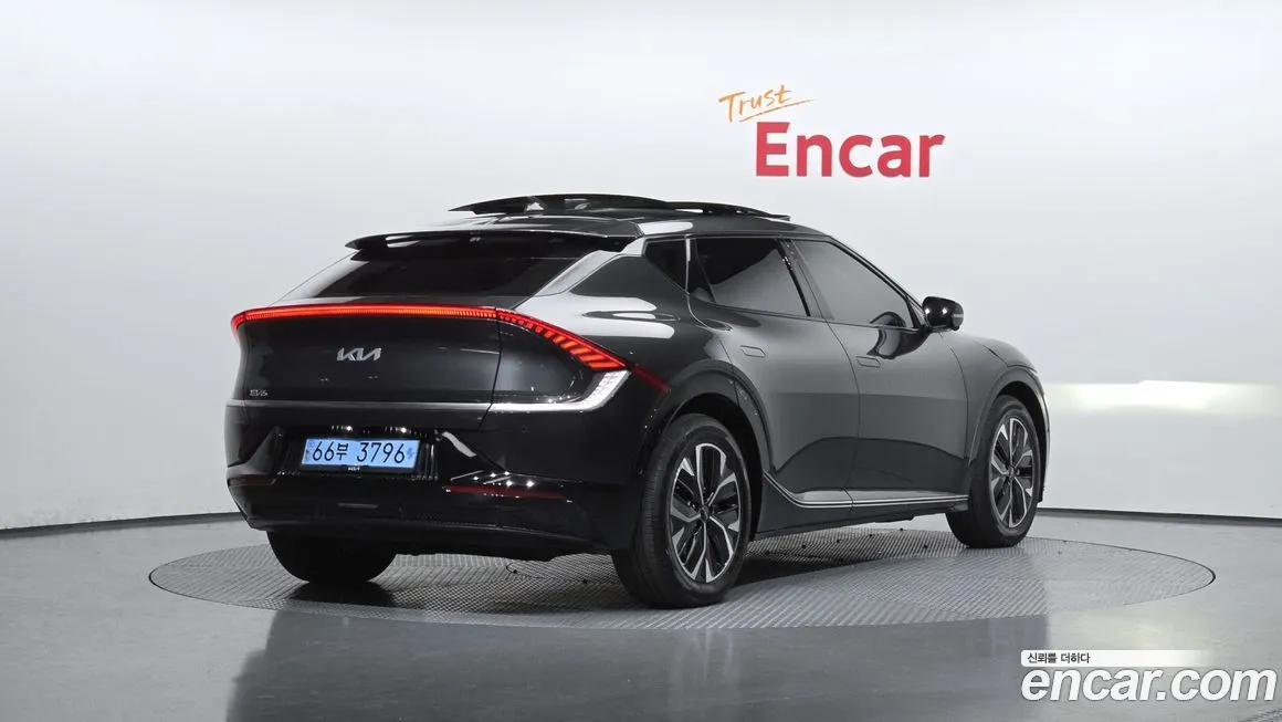 Kia EV6 — фото 2