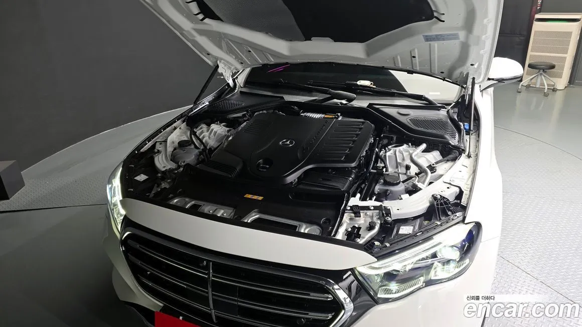 Mercedes-Benz E-Class 2024 из KR, фото 6