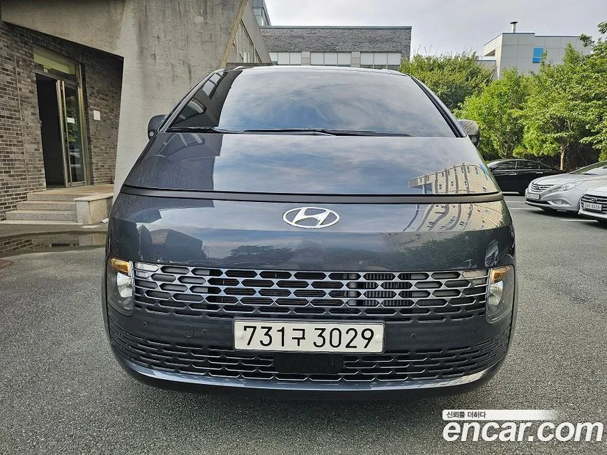 Hyundai Staria — фото 1